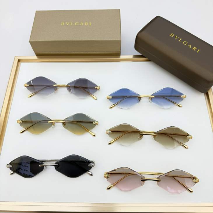 Picture of Bvlgari Sunglasses _SKUfw76702961fw